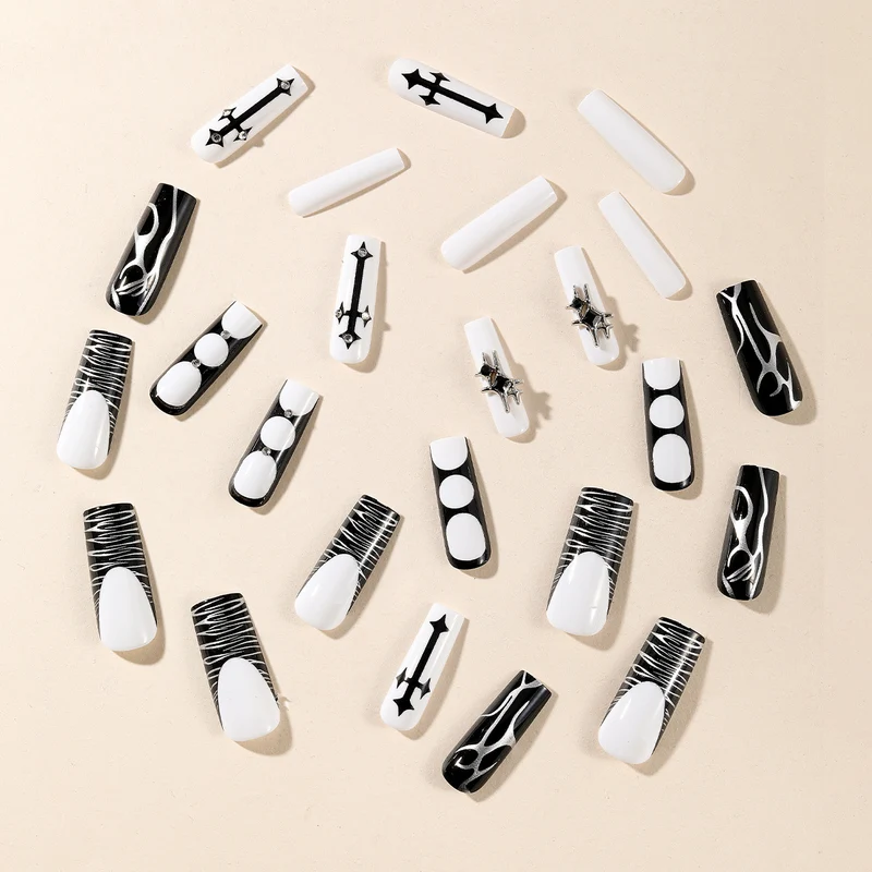 Gothic Chic Nail Art Set Karnz