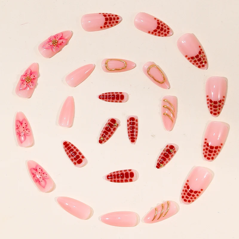 Glamorous Floral Nail Art Set Karnz
