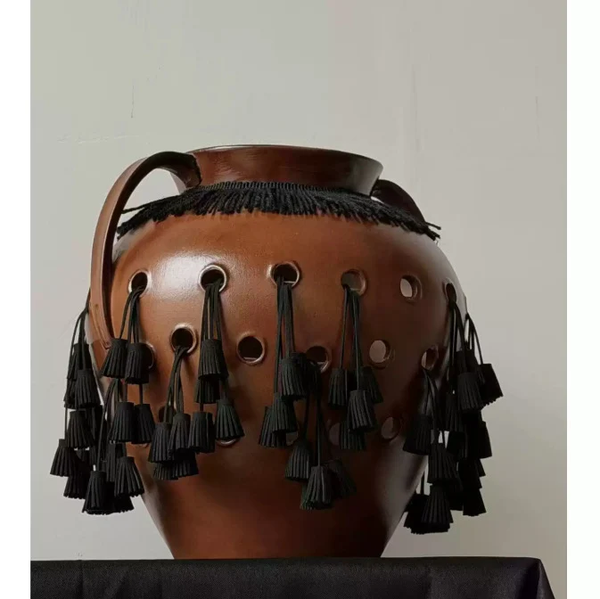 Künstlerische Pferdekopf Skulptur