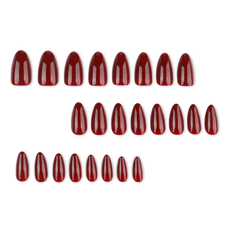 Glamouröse Stiletto-Nägel mit Hochglanz- und eleganten Designakzenten Karnz