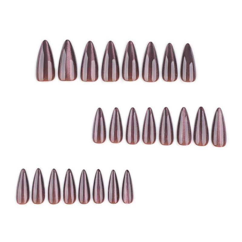 Glamouröse Stiletto-Nägel Karnz