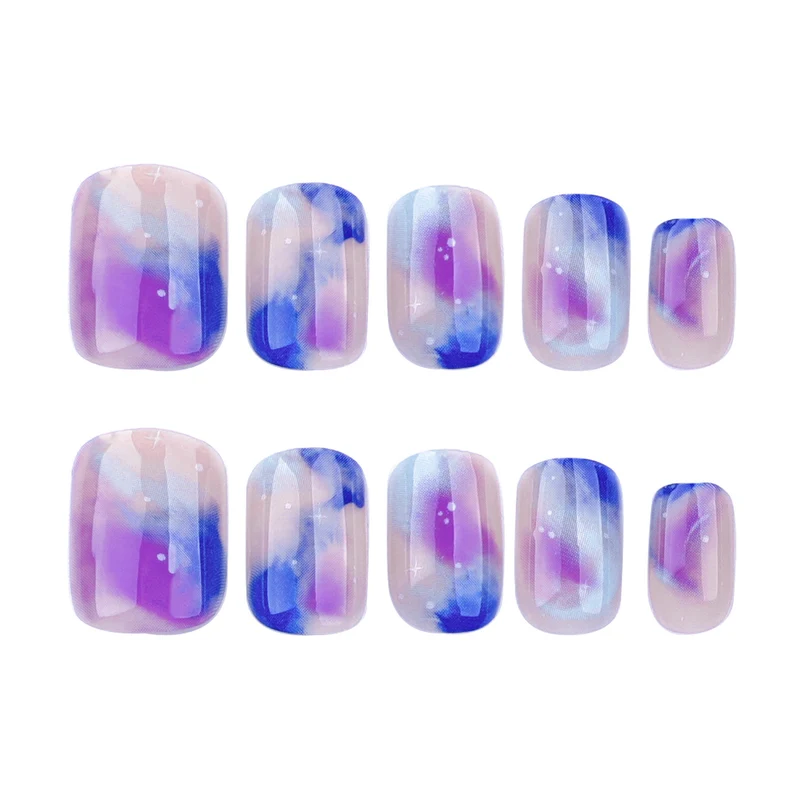 Glamouröse Nagelkunst mit elegantem Farbverlauf Karnz