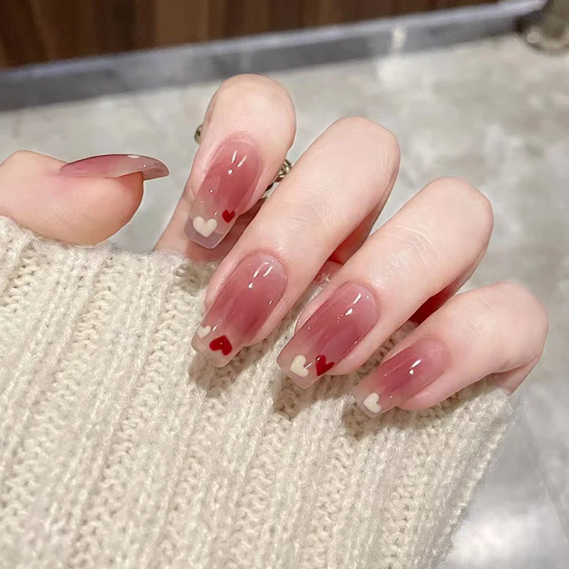 Kunstvolle Stiletto Nagelspitzen Karnz