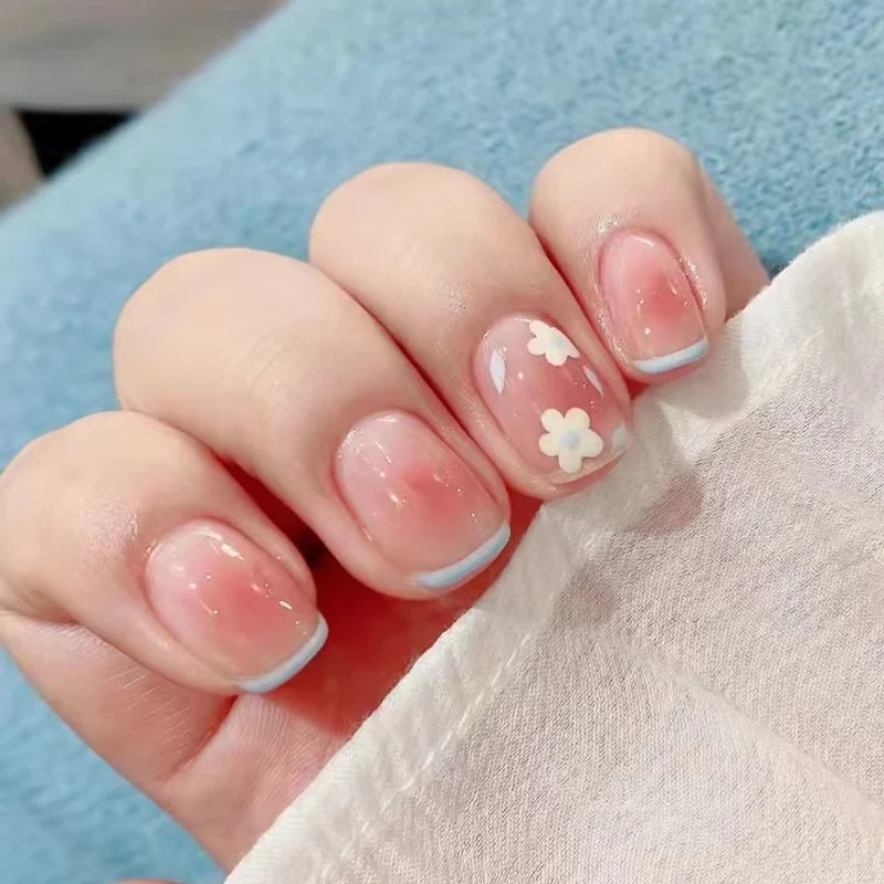 Kunstvolle Stiletto Nagelspitzen Karnz