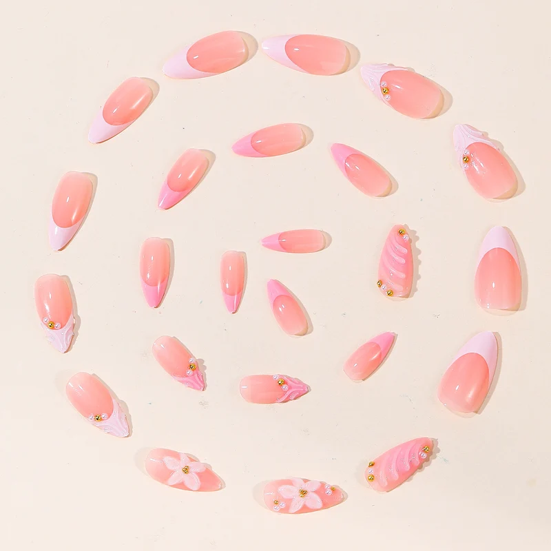 Elegante florale 3D Nagelkunstverlängerungen Karnz