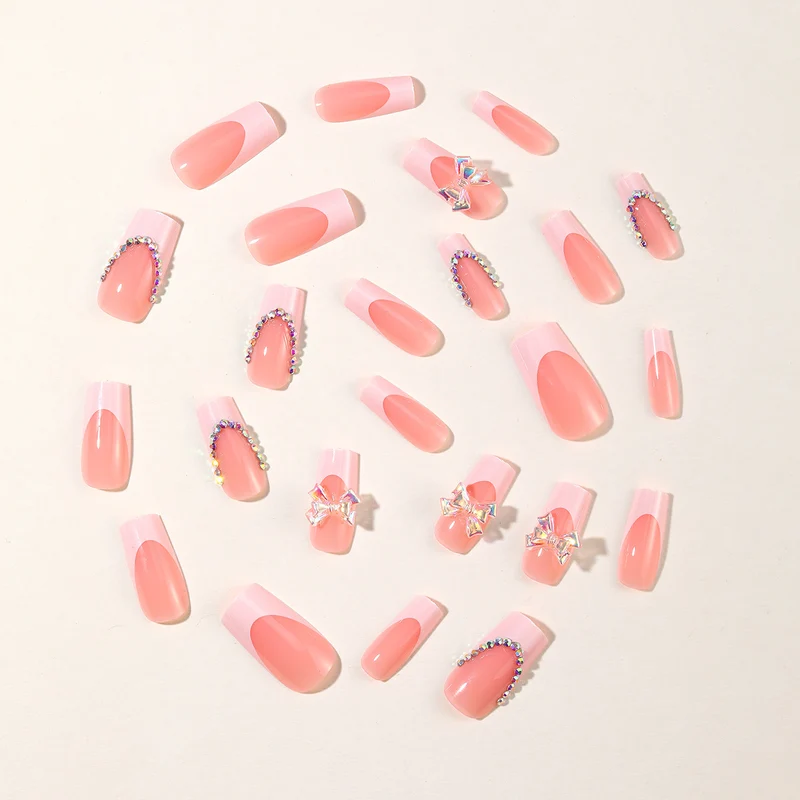 Elegante 3D Französische Spitze Nagelverlängerungen Karnz