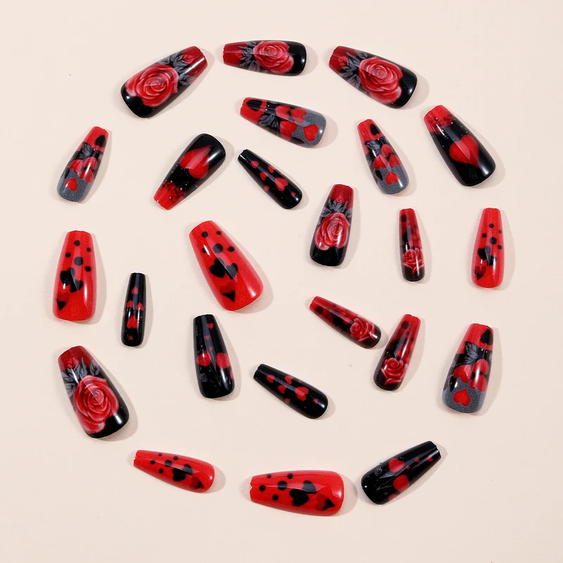 Elegante 3D Blumige und Herz Acryl Nagelkunst Verlägerungen Karnz