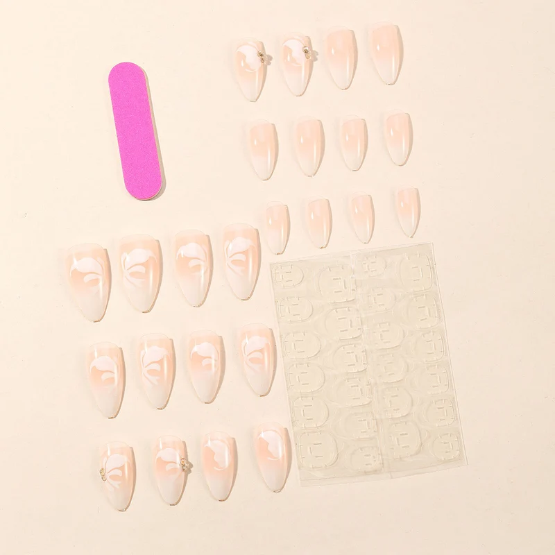 Elegante 3D Acryl Nagelkunst Karnz