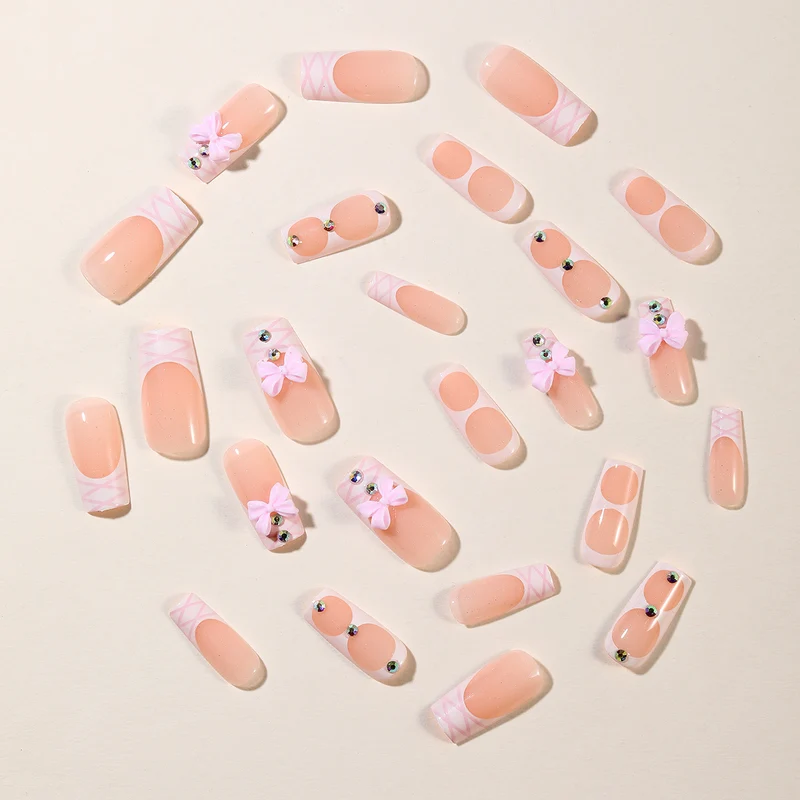 Designer Floral Acryl-Nagelerweiterungen Karnz