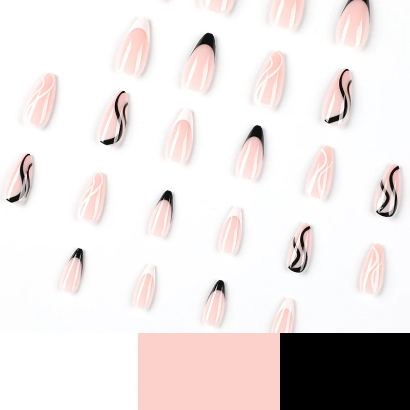 Elegante Künstliche Nagelkunst mit geschwungenen Designs und Akzenten Karnz