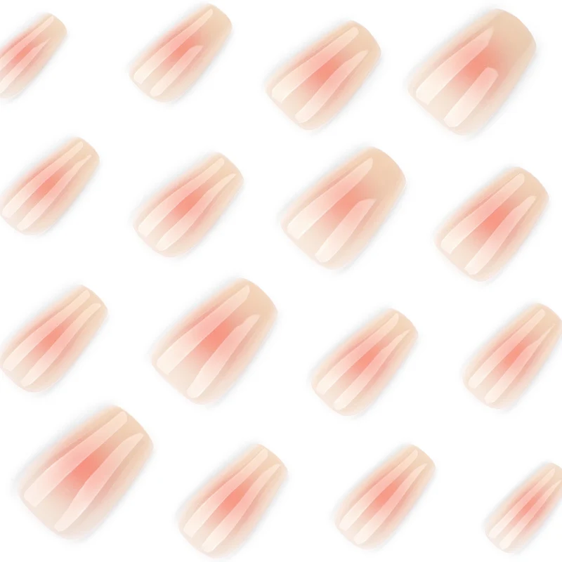 Elegante Gel-Nägel mit natürlich glänzender Oberfläche Karnz