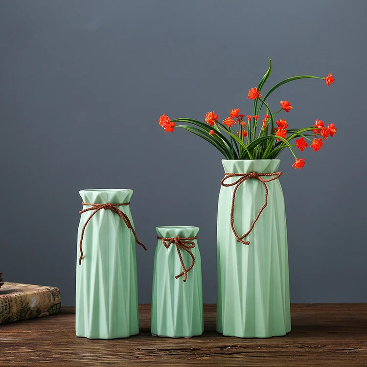Stilvolle Blumenvase Karnz