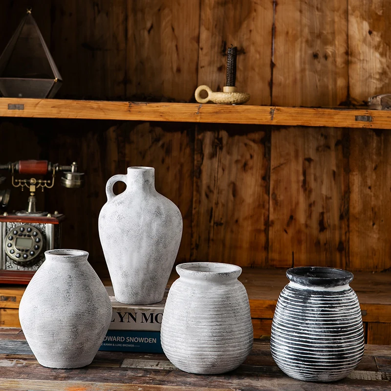 Dekorative Keramikvase Karnz