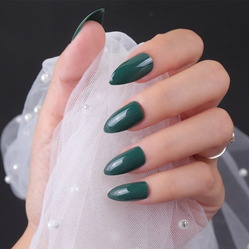 Stiletto Press-On Nägel mit glänzendem Finish Karnz