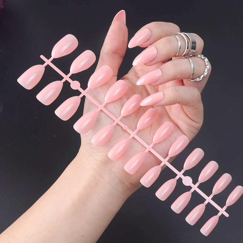 Stiletto Press-On Nägel mit glänzendem Finish Karnz