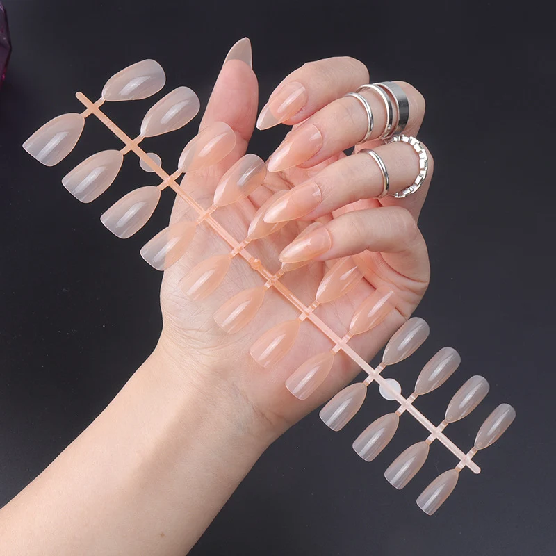 Stiletto Press-On Nägel mit glänzendem Finish Karnz