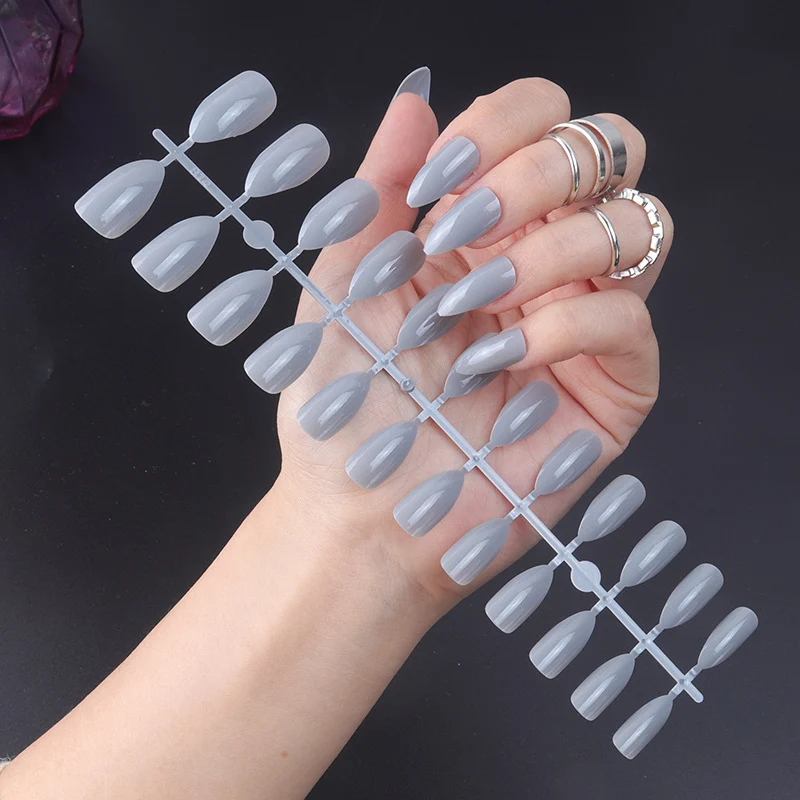 Stiletto Press-On Nägel mit glänzendem Finish Karnz