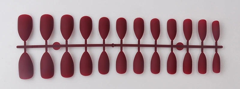 Stiletto Press-On Nail Set Karnz