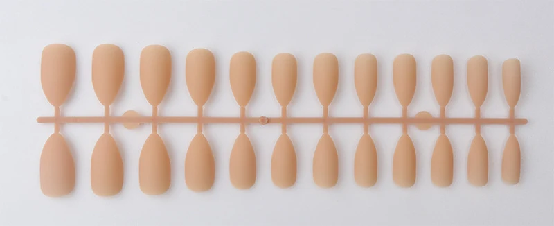 Stiletto Press-On Nail Set Karnz