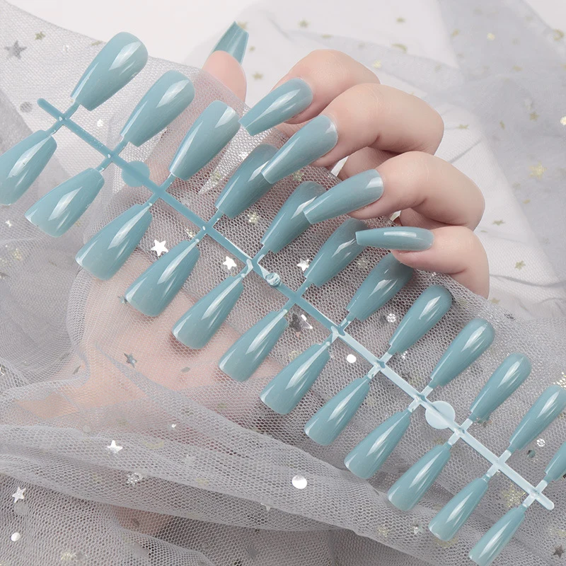 Premium Stiletto Form Press-On Nägel Karnz