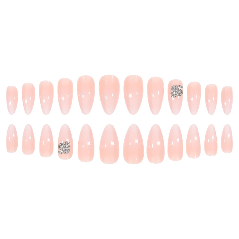 Premium Press-On Nail Set mit eleganten Strassakzenten Karnz