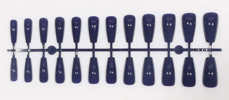 Natural Shape Press-On Nail Set Karnz