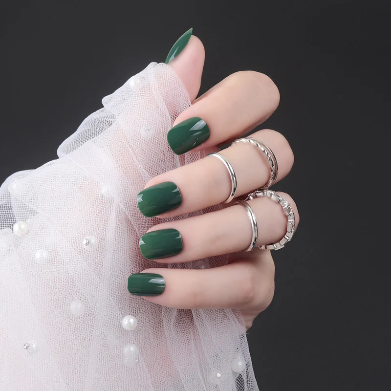 Glänzendes Press-On Nagelset Karnz 1789086048