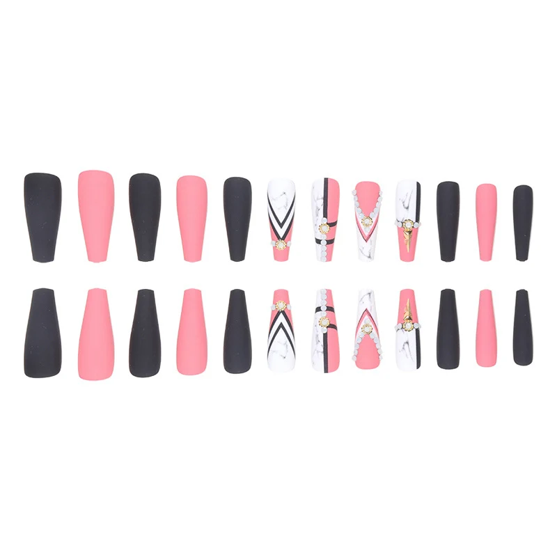 Glamouröse von Marmor inspirierte Stiletto-Nagelkunst Karnz