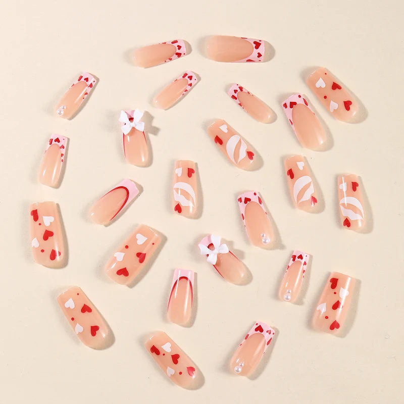 Kreative 3D Herz- und Schleifen-Nagelkunst-Erweiterungen Karnz