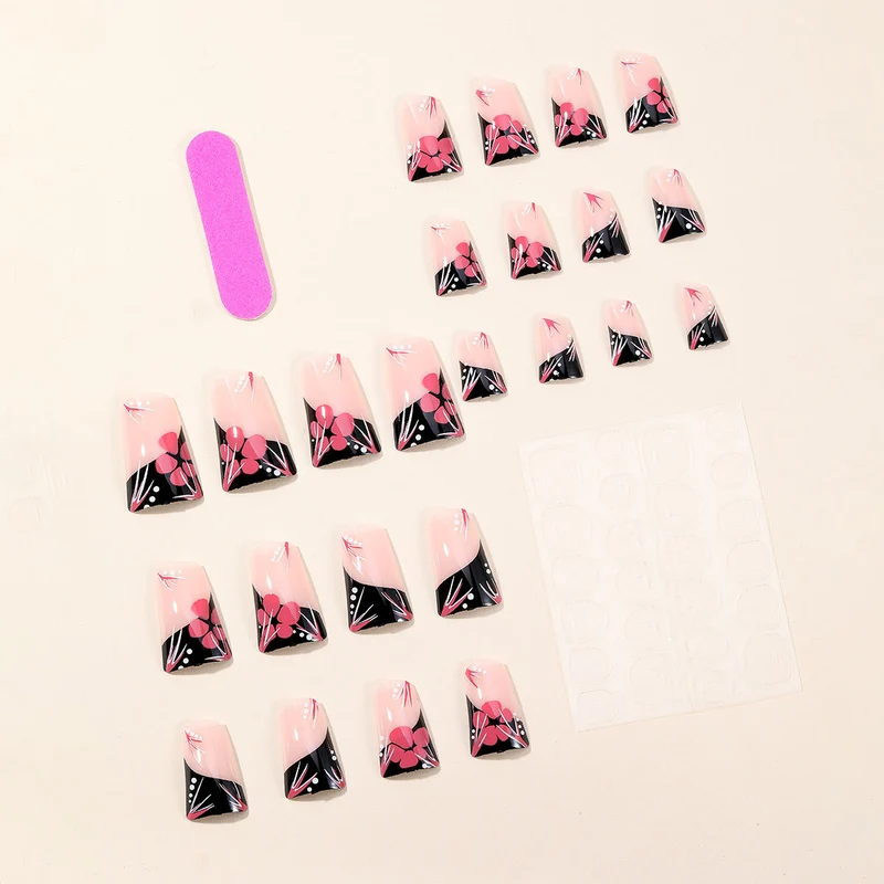 Künstlerische French Tip Nail Art Karnz