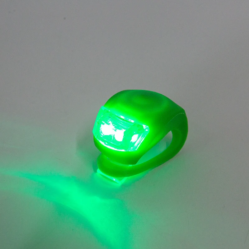 LED-Rücklicht für Fahrrad und Helm