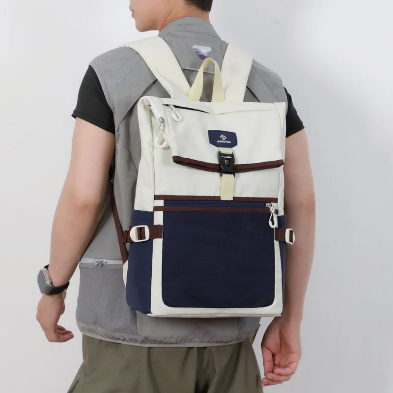 Vielseitiger Hochkapazitätsrucksack Karnz