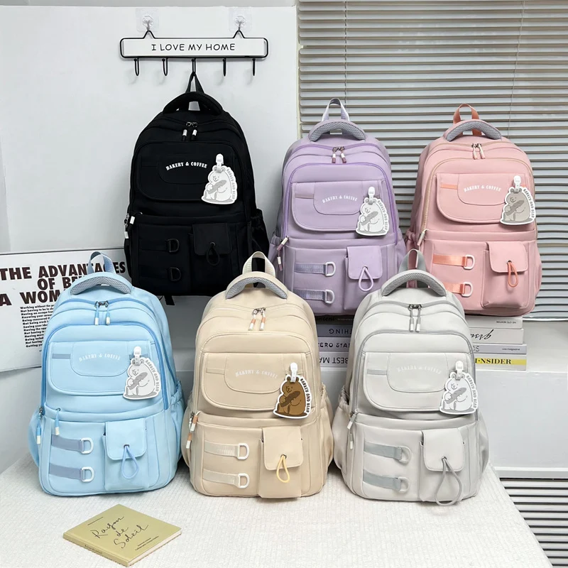 Stylischer Mehrfach-Taschen-Rucksack Karnz