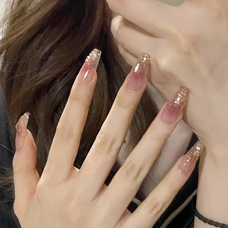 Glitzernde Kunstnägel Karnz
