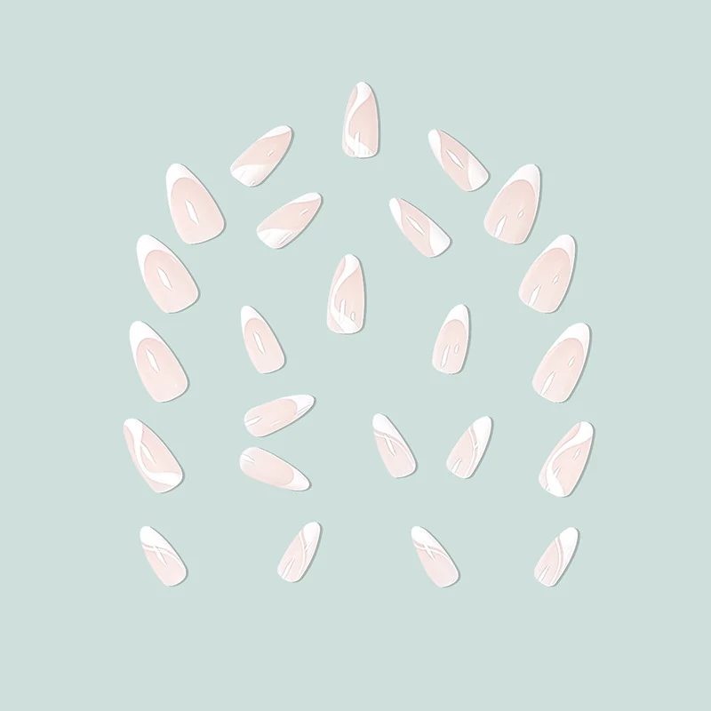 Exquisite Stiletto-Nägel Karnz
