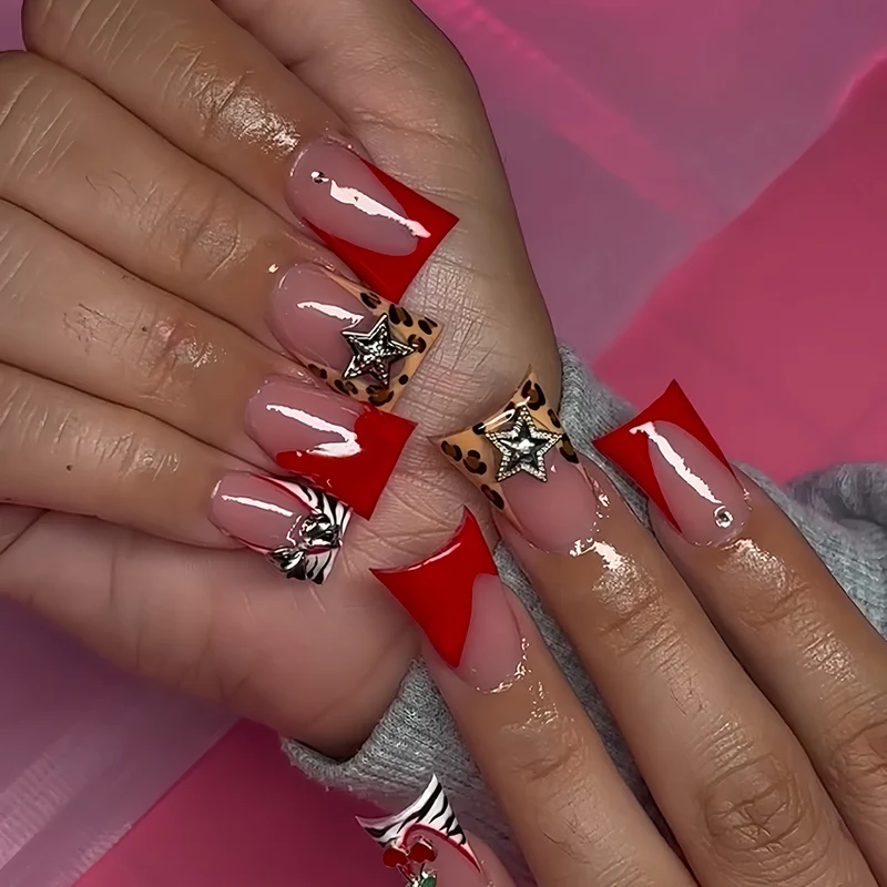 Trendy Künstlerisches Acryl Nageldesign Karnz