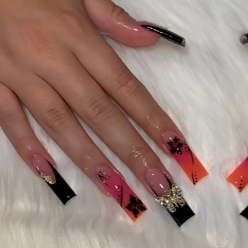 Glamouröse Florale Nagelkunstverlängerungen Karnz