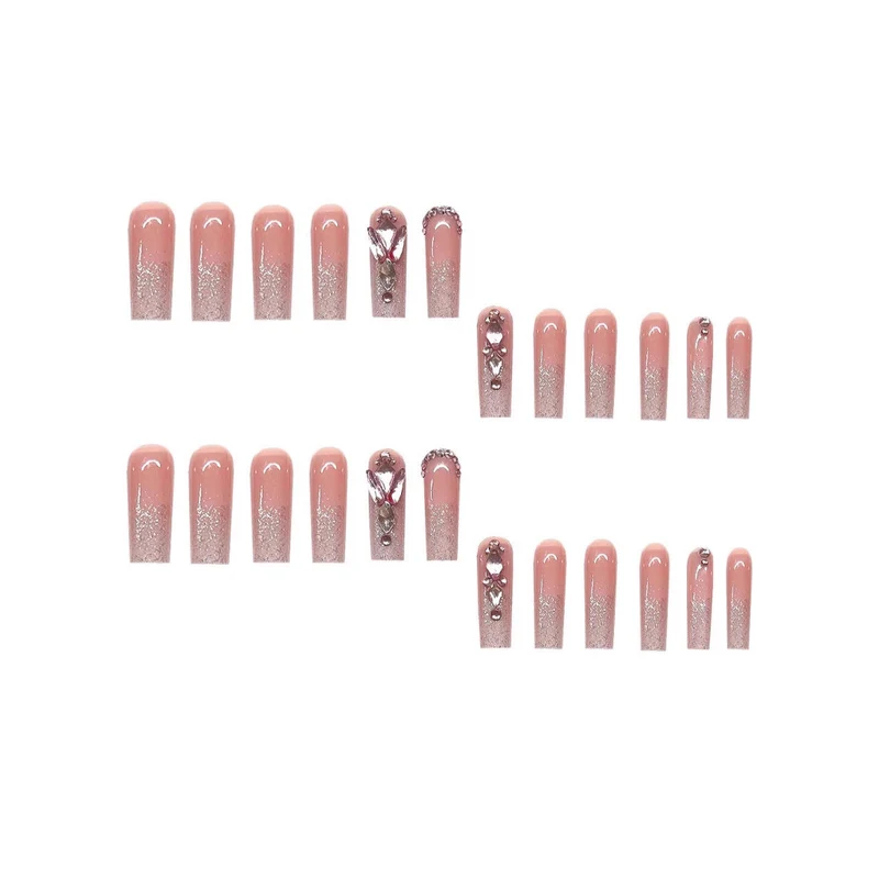 Glamouröse, kristallverzierte Press-On-Nail-Extensions Karnz