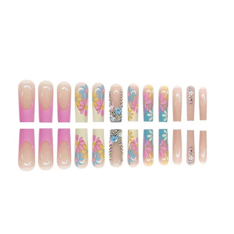 Florale Verzierte Press-On Nagel Set Karnz