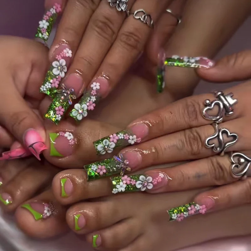 Elegante Press-On Nail Enhancements Karnz