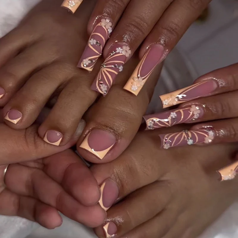 Elegante Press-On Nail Enhancements Karnz