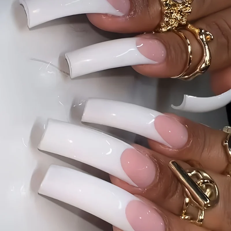 Elegante französische Tipp-Acrylnagelverlängerungen Karnz