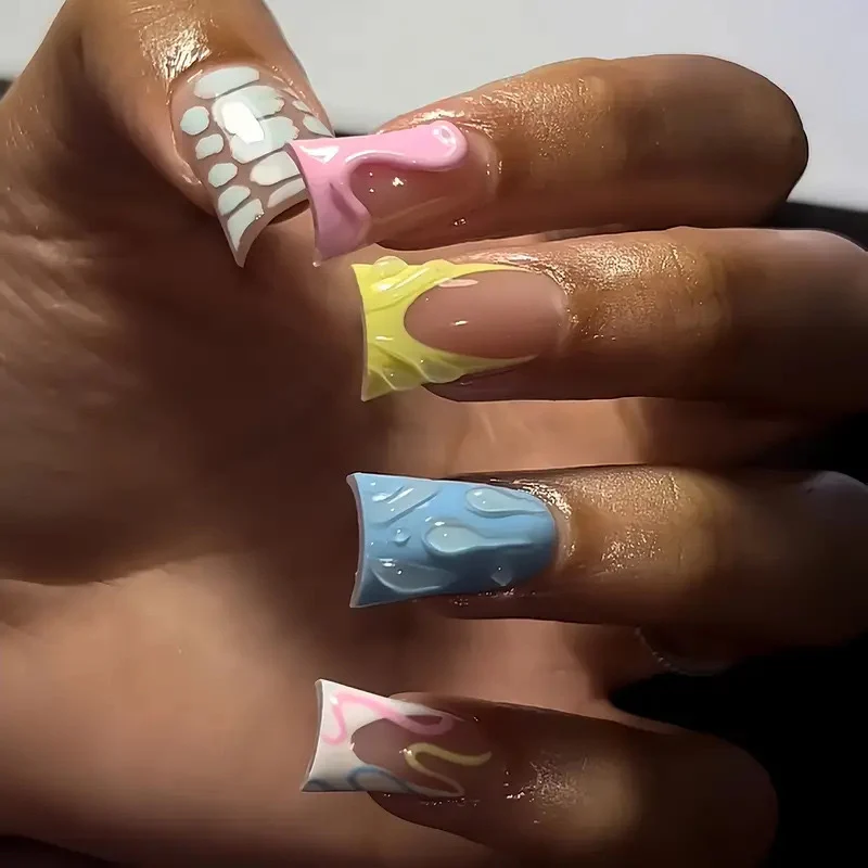 Dekorative Gel-Nagelveränderungen Karnz
