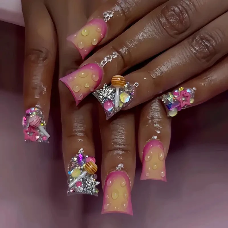 Dekorative Gel-Nagelveränderungen Karnz