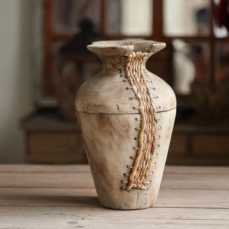 Strukturierte dekorative Keramikvase