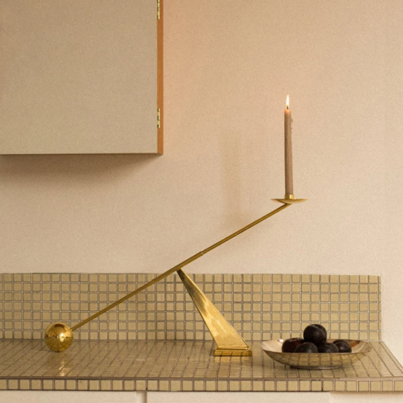 Eleganter Dekorativer Kerzenhalter