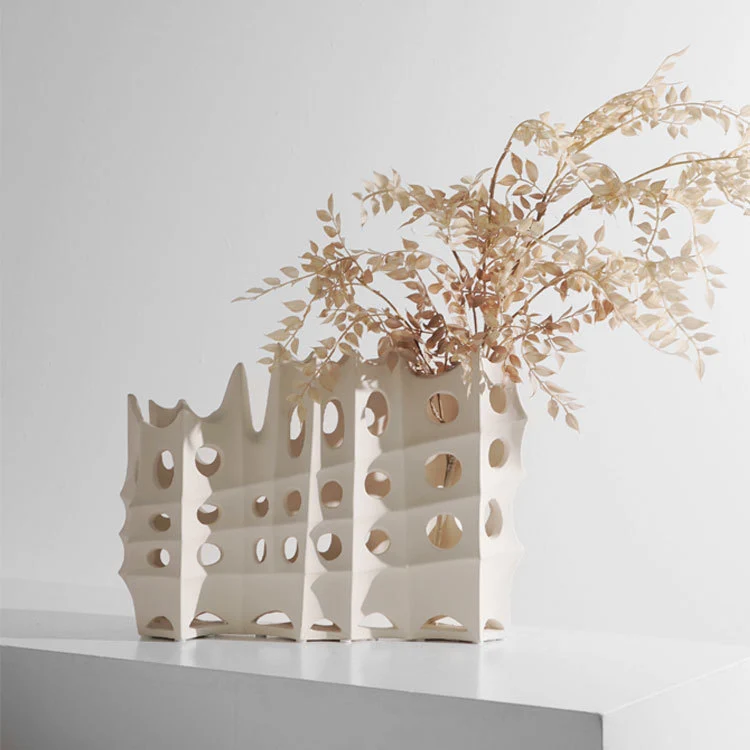 Zeitgenössische künstlerische dekorative Vase