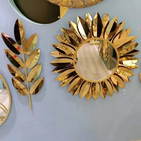 Dekorative Metallblatt-Wandskulptur Karnz