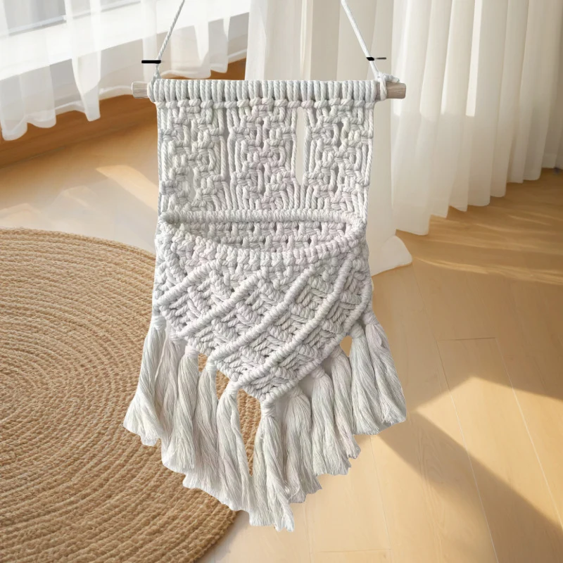 Wandmontierter Macramé Pflanzer Karnz