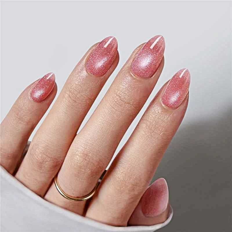 Nageldesignset mit glänzendem, seidigem Finish Karnz